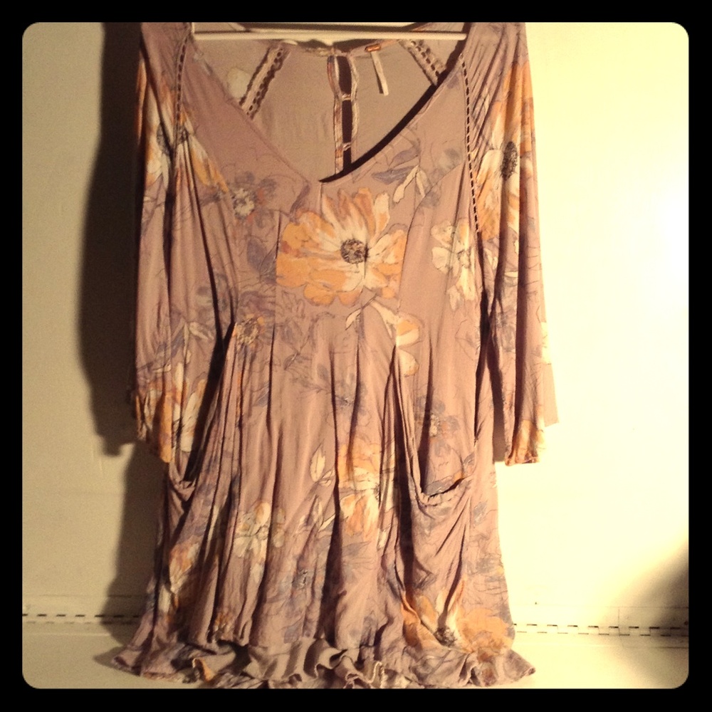 Free People Floral Dress MISSING BUTTON Dress SZ 6